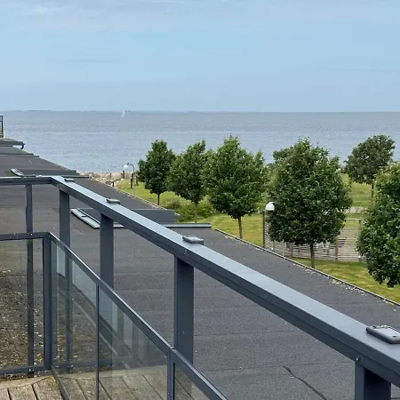 Villa Luxurious Townhouse On An Island Malmo